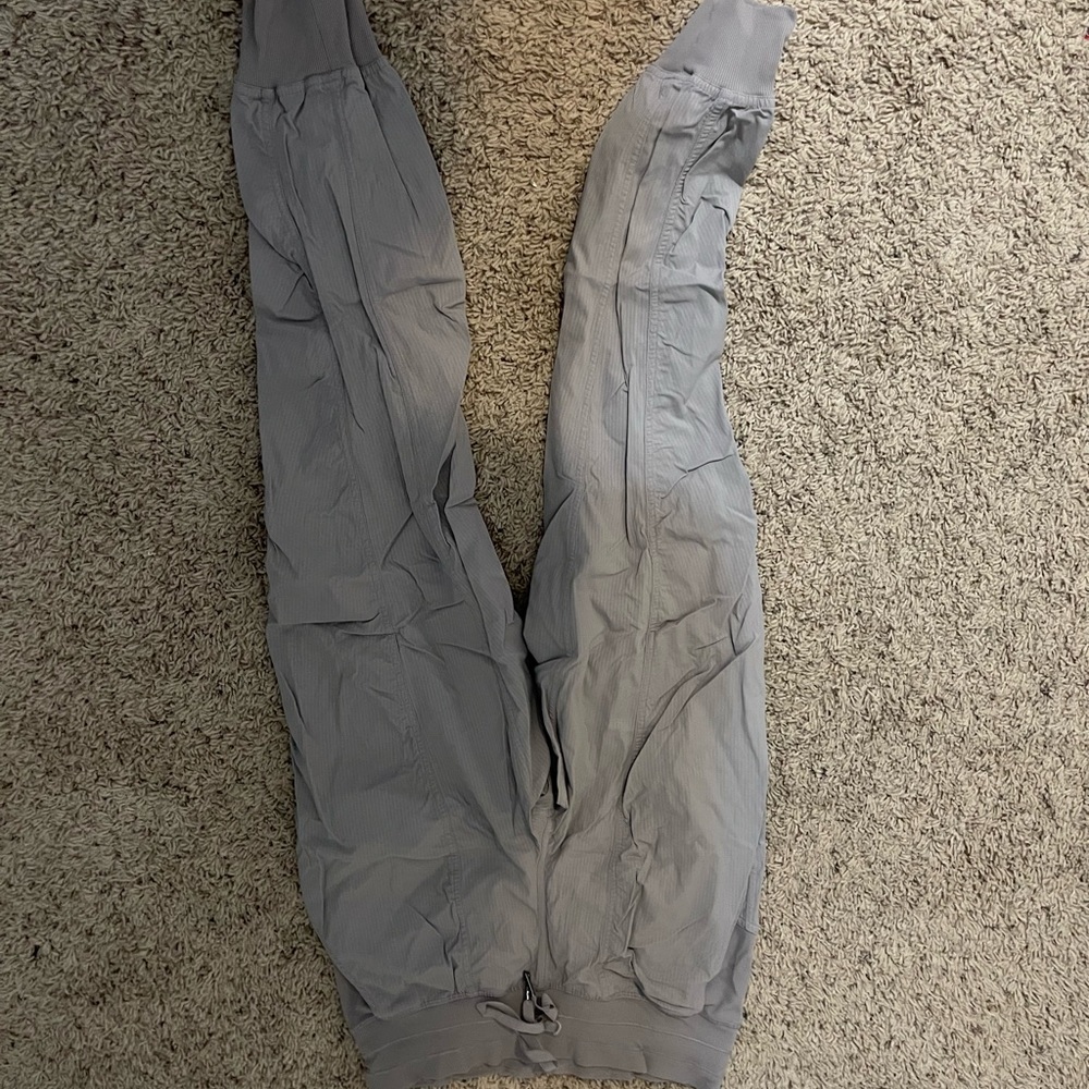 LULULEMON dance studio joggers